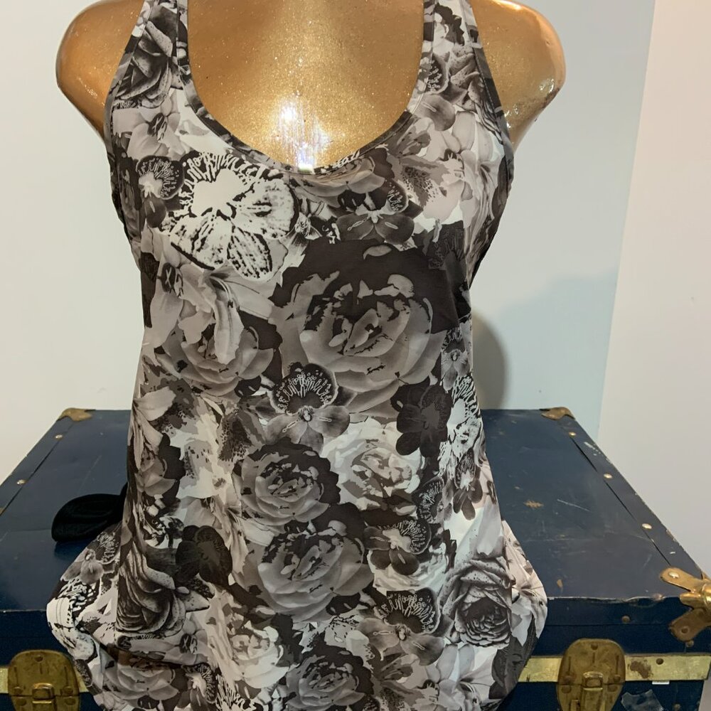 Ruff Althetic top size M